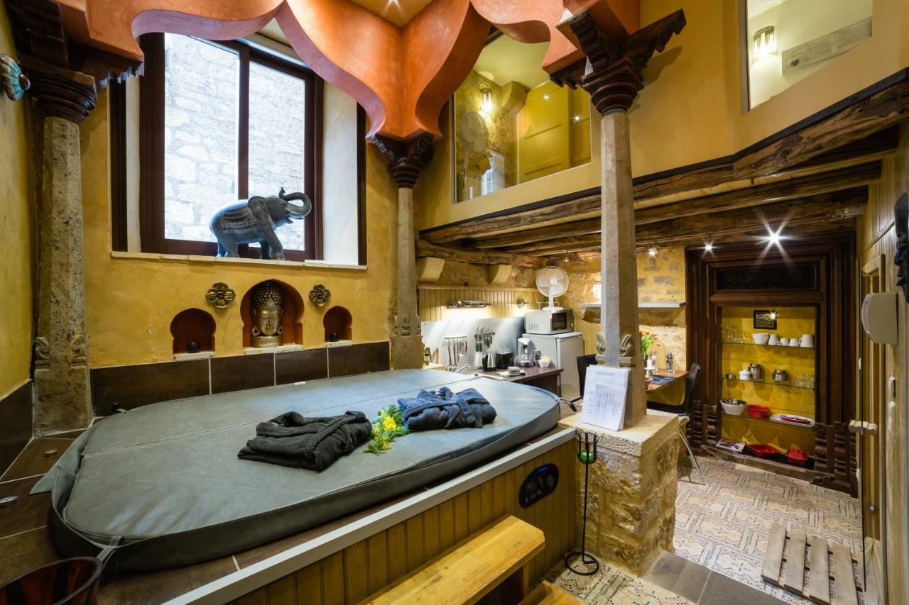 Ferienwohnung Jacuzzi Prive, Les 1001 Nuits A Sarlat Exterior foto