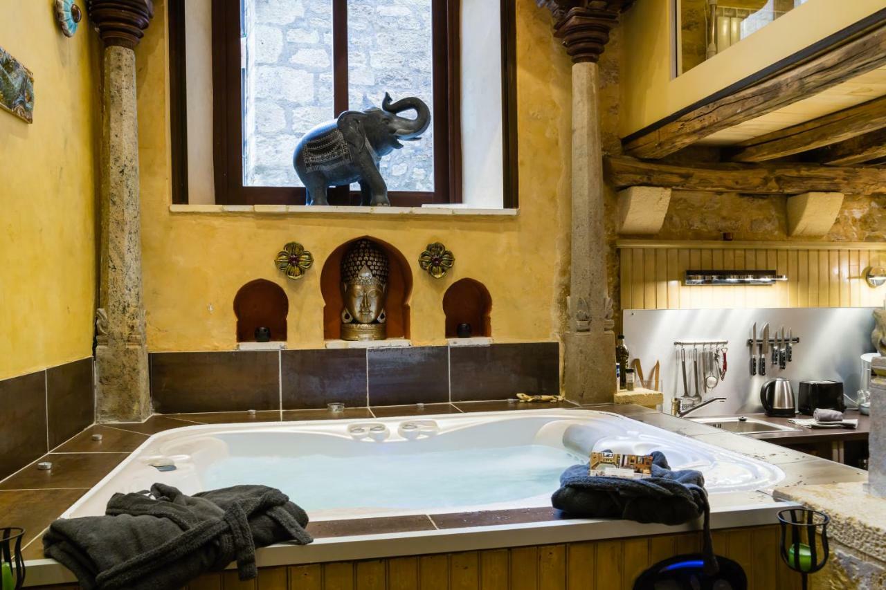 Ferienwohnung Jacuzzi Prive, Les 1001 Nuits A Sarlat Exterior foto