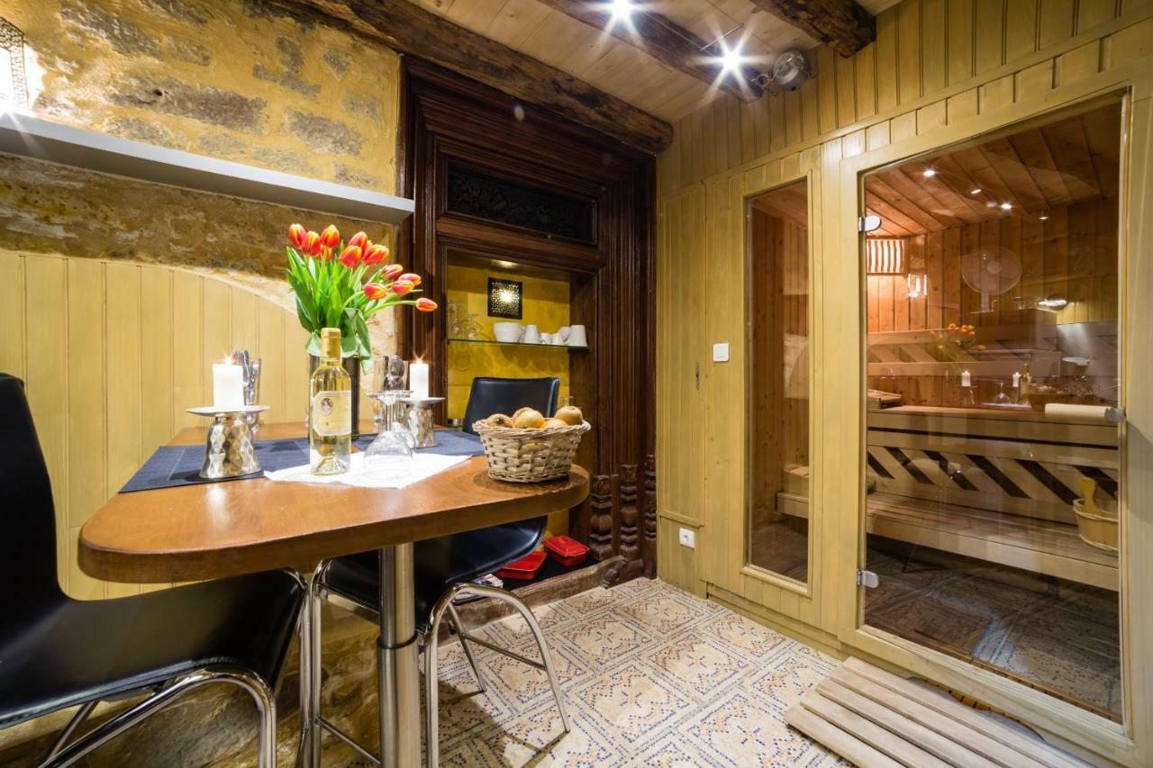 Ferienwohnung Jacuzzi Prive, Les 1001 Nuits A Sarlat Exterior foto